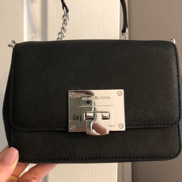 Michael Kors Crossbody Purse - Picture 1 of 2